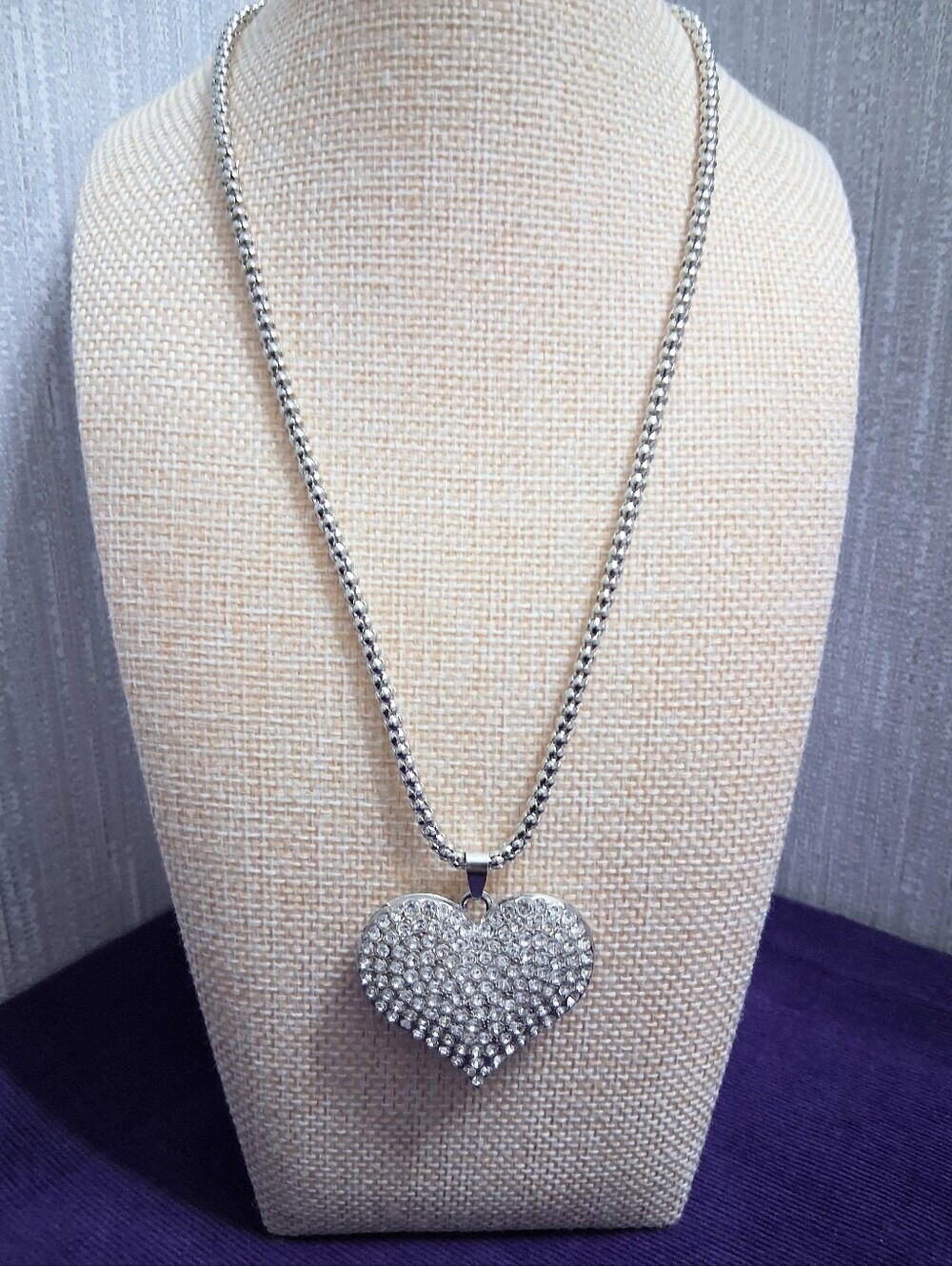 Sparkleheart Necklace Rhinestone Heart With Silvertone Chain